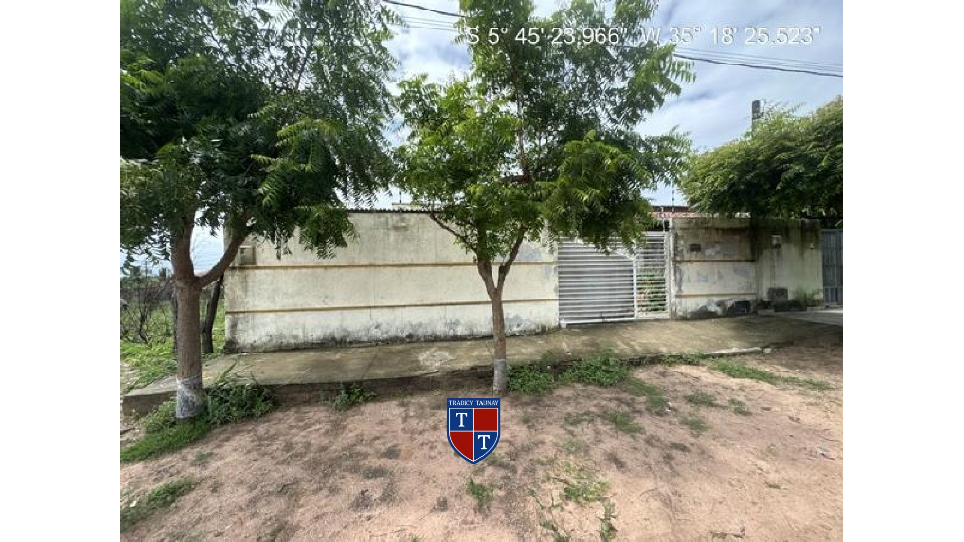 Foto 1 de CASA em GUAJIRU - Imóvel Retomado Caixa