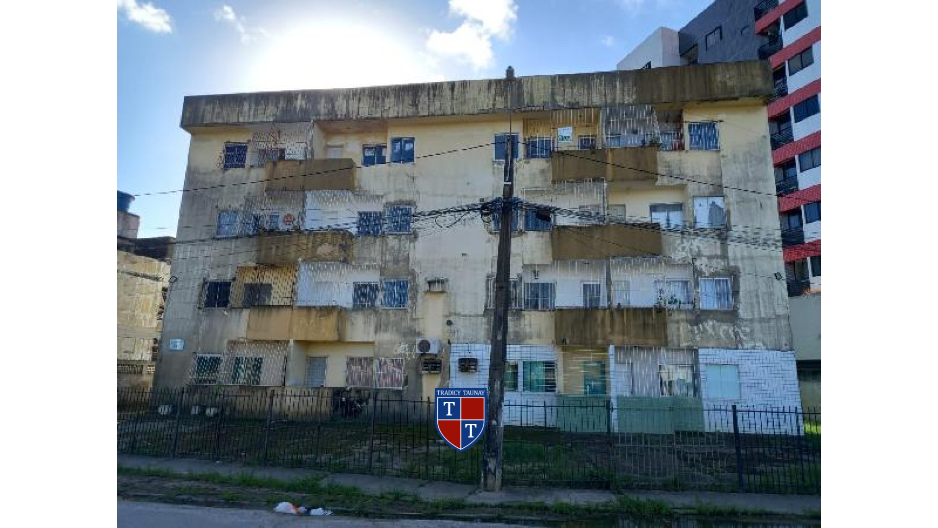 Foto 1 de APARTAMENTO em JARDIM ATLANTICO - Imóvel Retomado Caixa
