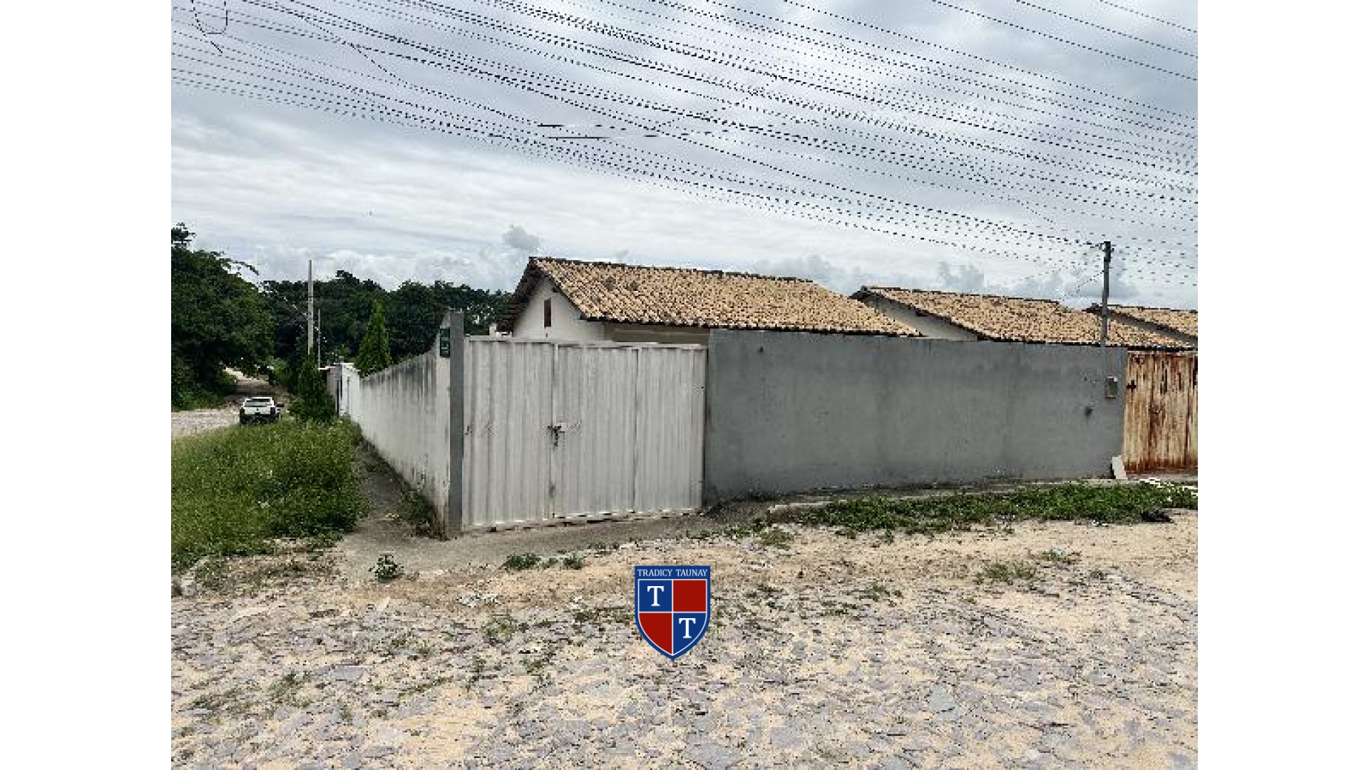 Foto 1 de CASA em DUMAVILLE, ESMERALDAS/MG - Imóvel Retomado CAIXA Ref 8444410881954