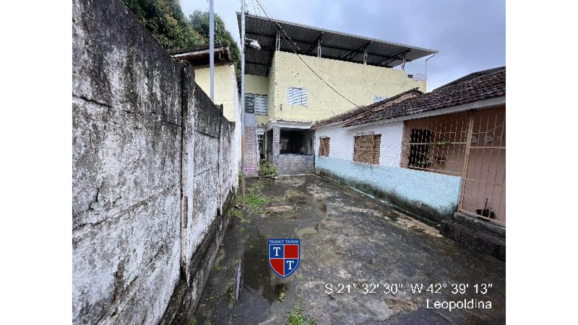 Foto 1 de CASA em QUINTA RESIDENCIA - Imóvel Retomado Caixa
