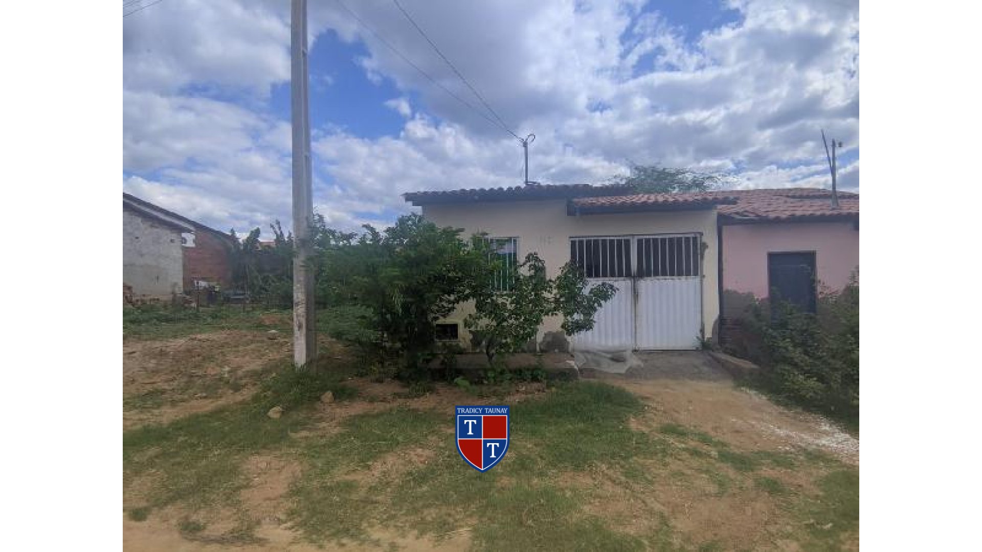 Foto 1 de CASA em BOIADEIRA - Imóvel Retomado Caixa