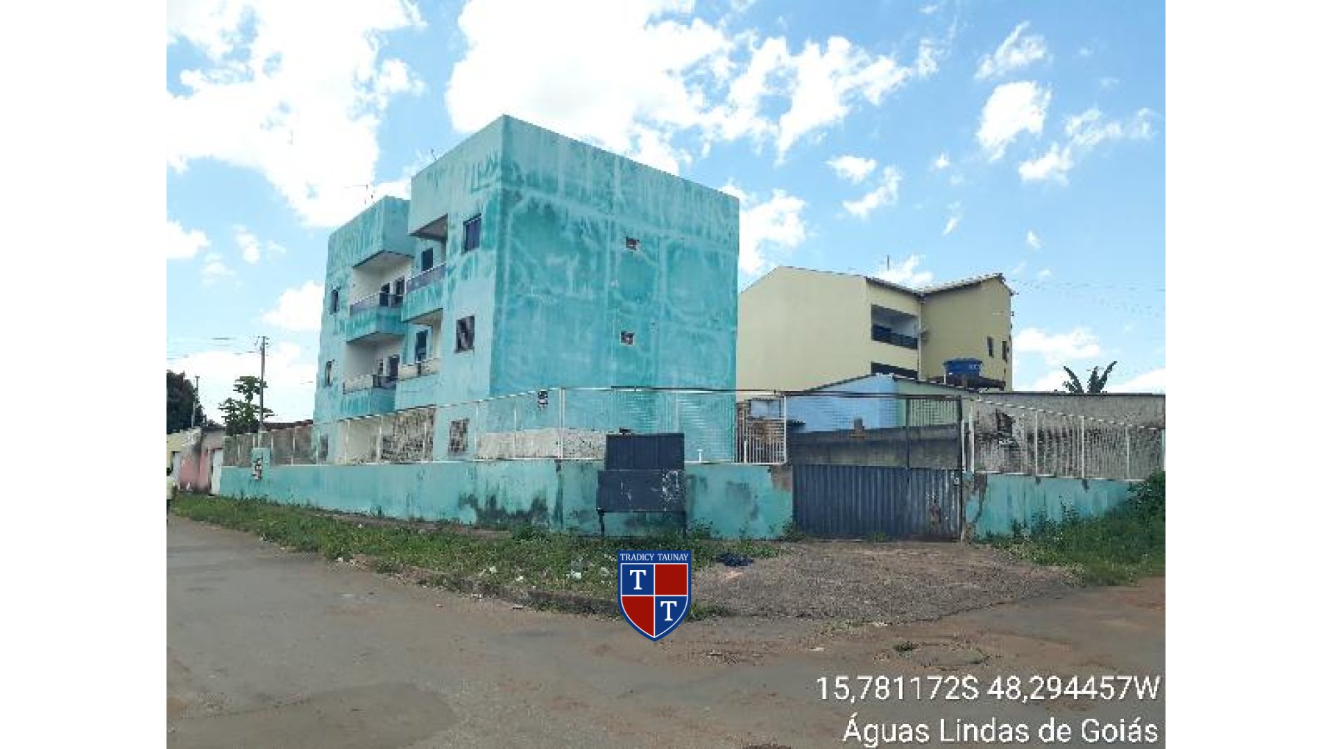 Foto 1 de APARTAMENTO em JARDIM SANTA LUCIA - Imóvel Retomado Caixa