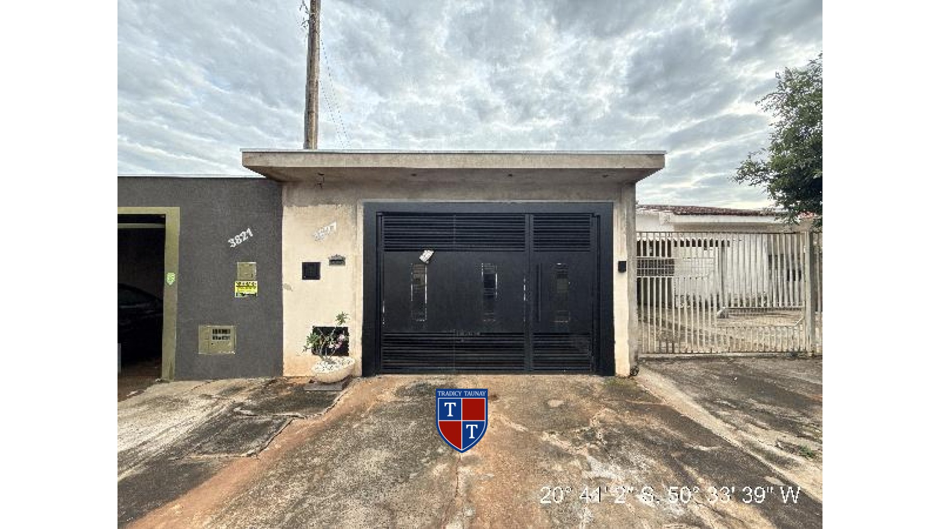Foto 1 de CASA em RESIDENCIAL SANTO ANTONIO - Imóvel Retomado Caixa