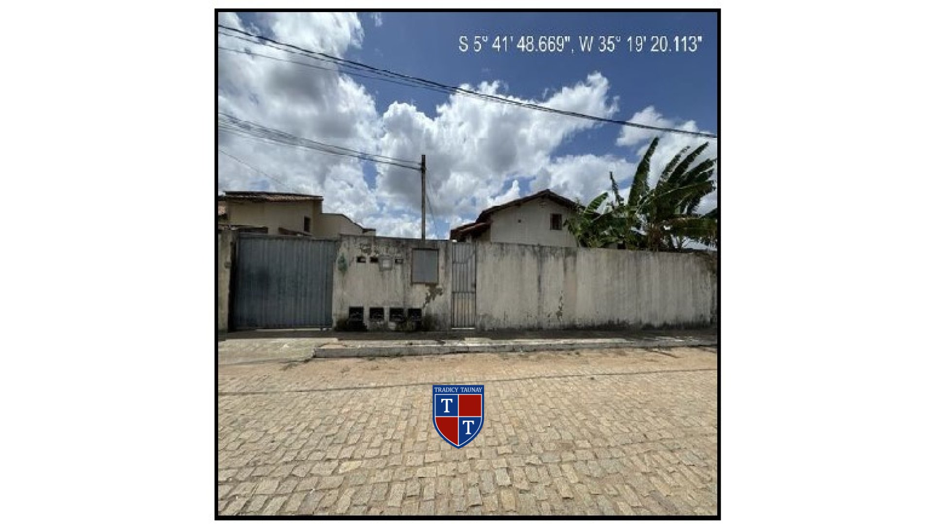 Foto 1 de CASA em LOT SANTO AMARO - Imóvel Retomado Caixa