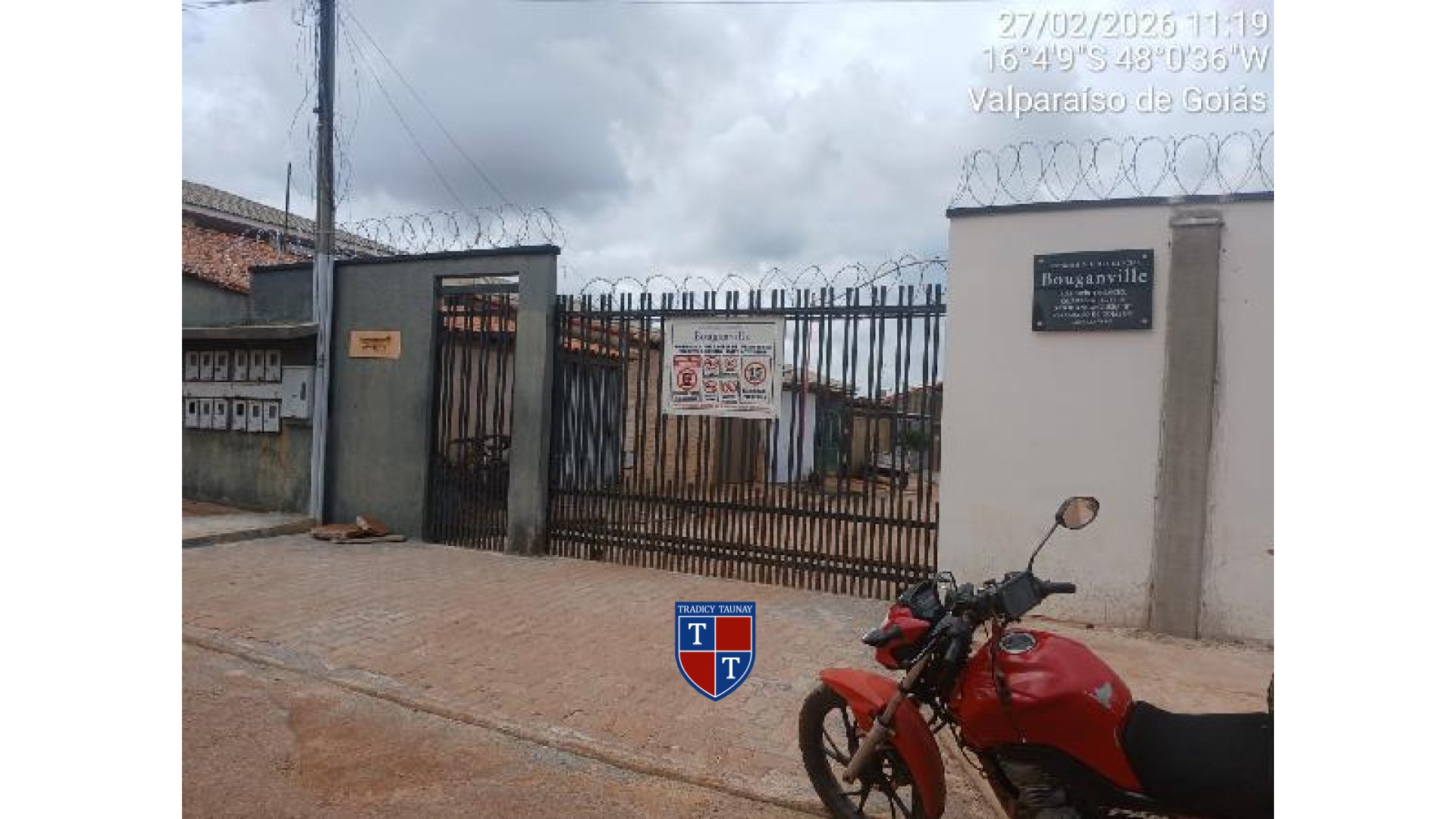 Foto 1 de CASA em SETOR DE CHACARAS ANHANGUERA B - Imóvel Retomado Caixa