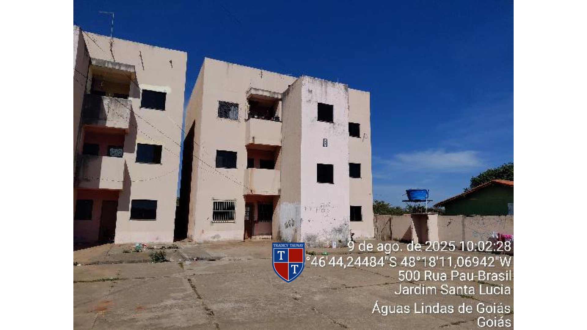 Foto 1 de APARTAMENTO em JARDIM SANTA LUCIA - Imóvel Retomado Caixa