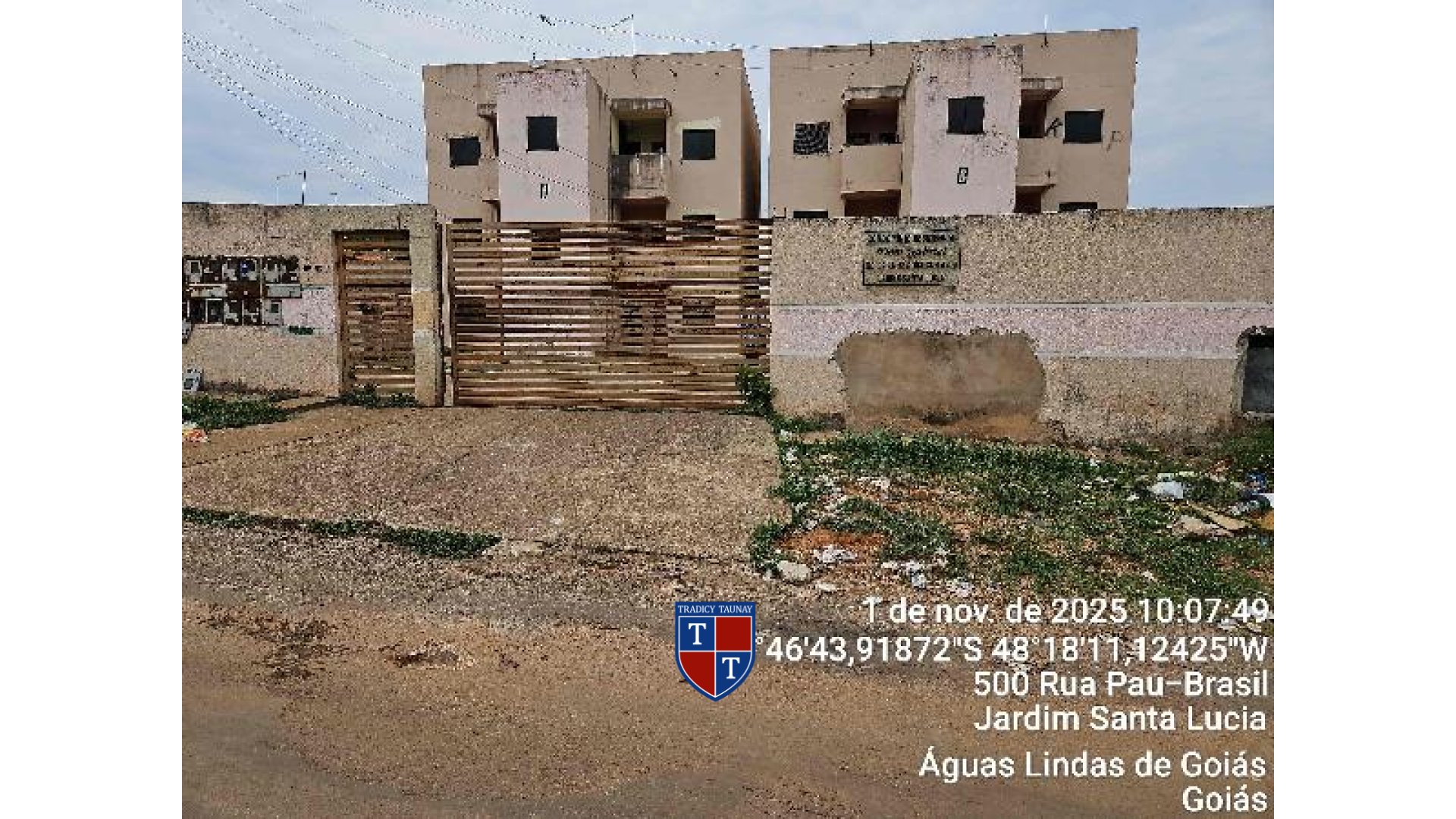 Foto 1 de APARTAMENTO em JARDIM SANTA LUCIA - Imóvel Retomado Caixa