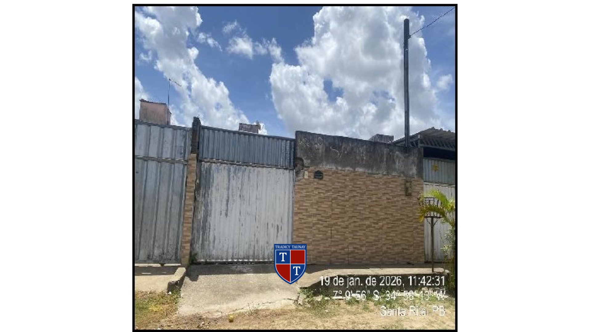 Foto 1 de CASA em VALE DE SANTA RITA I - Imóvel Retomado Caixa
