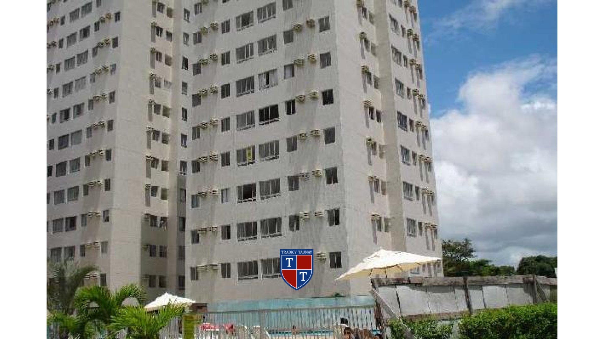 Foto 1 de APARTAMENTO em ARTUR LUNDGREN I - Imóvel Retomado Caixa