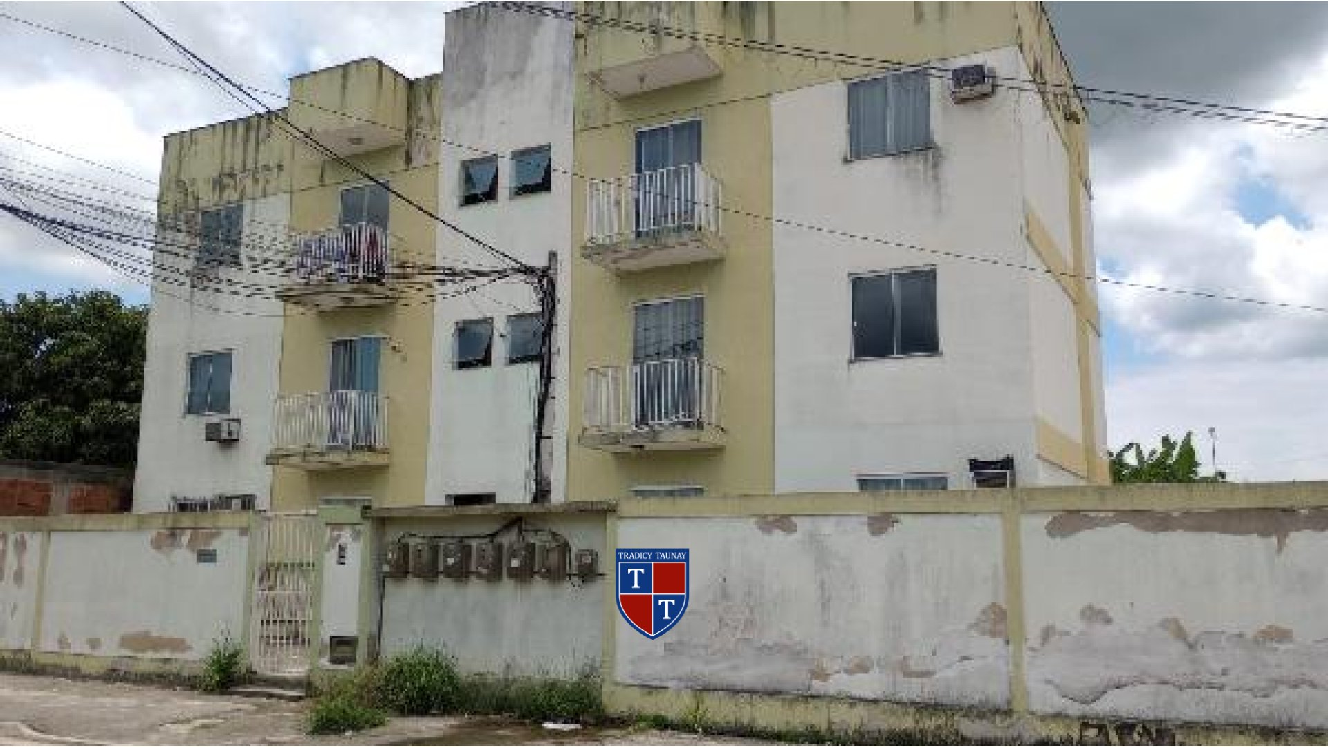 APARTAMENTO em JARDIM CATARINA