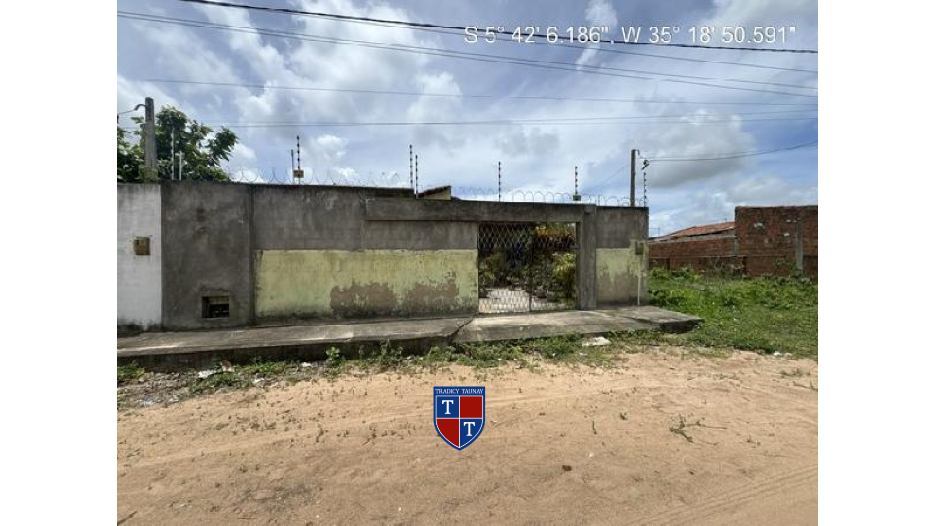 Foto 1 de CASA em MAANAIM - Imóvel Retomado Caixa
