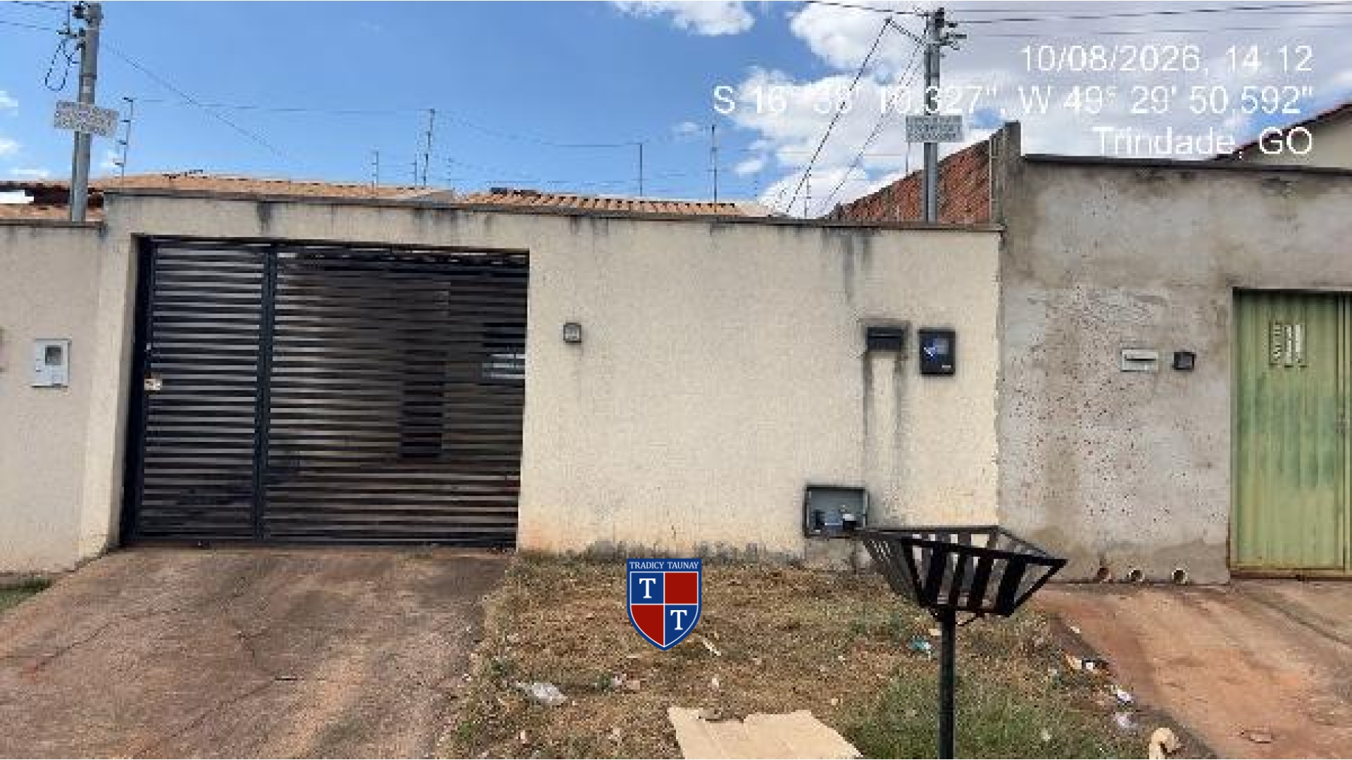 CASA em SETOR SERRA DOURADA