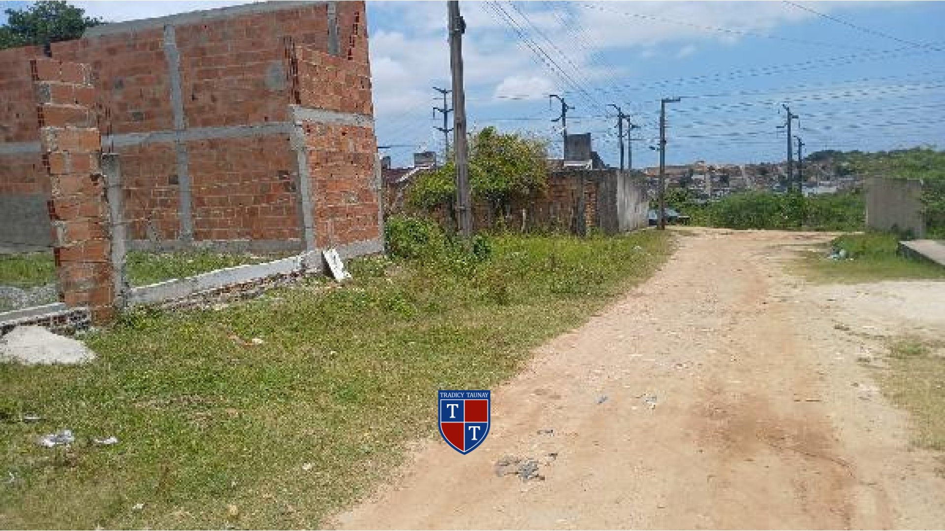 Foto 1 de CASA em COMPLEXO JARDIM - Imóvel Retomado Caixa