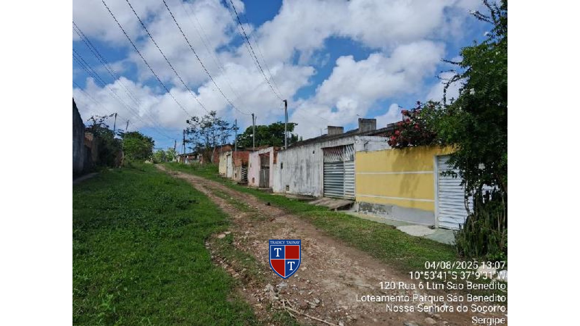Foto 1 de CASA em COMPEXO JARDIM - Imóvel Retomado Caixa