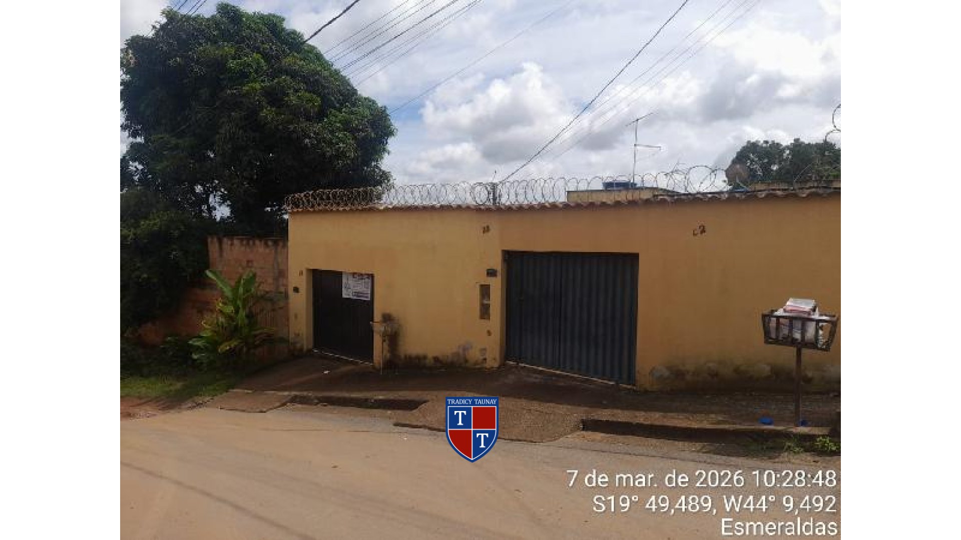 Foto 1 de CASA em RECANTO VERDE - Imóvel Retomado Caixa
