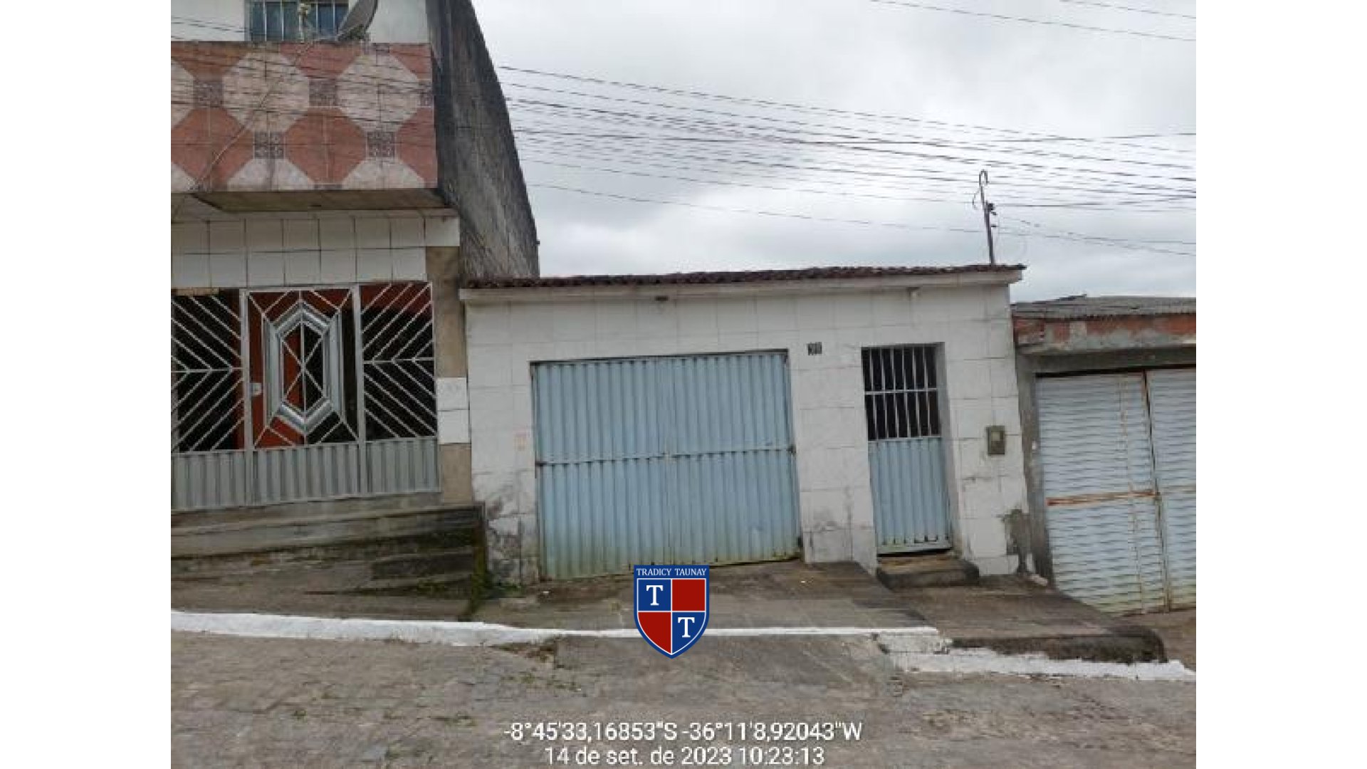 Foto 1 de CASA em SANTO ANTONIO DAS QU - Imóvel Retomado Caixa