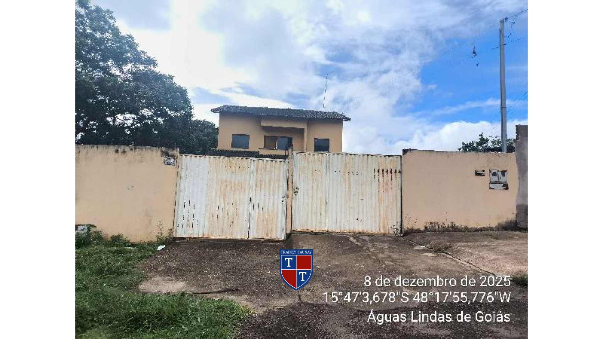 Foto 1 de APARTAMENTO em JARDIM SANTA LUCIA - Imóvel Retomado Caixa