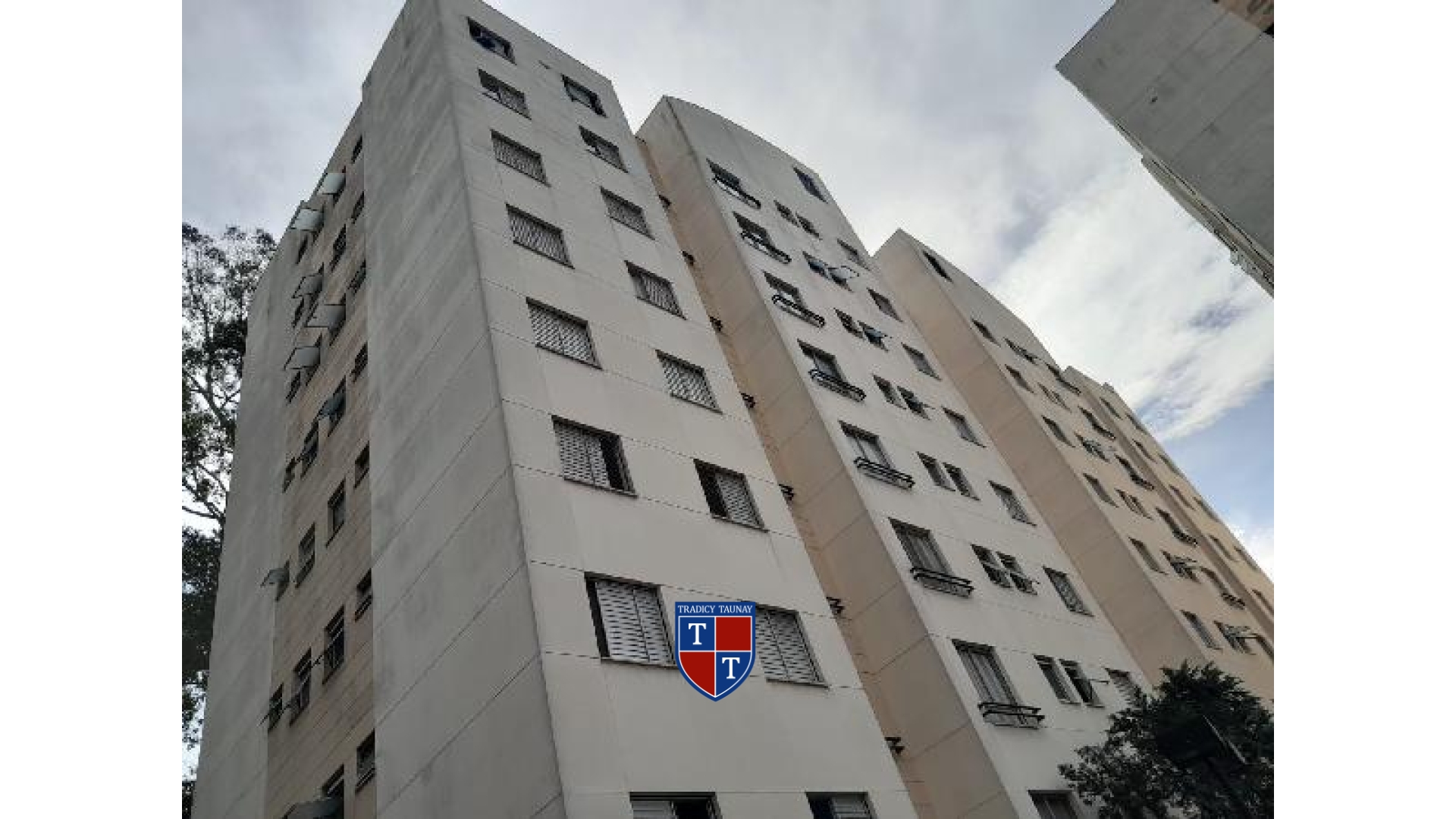 APARTAMENTO em SANTO AMARO