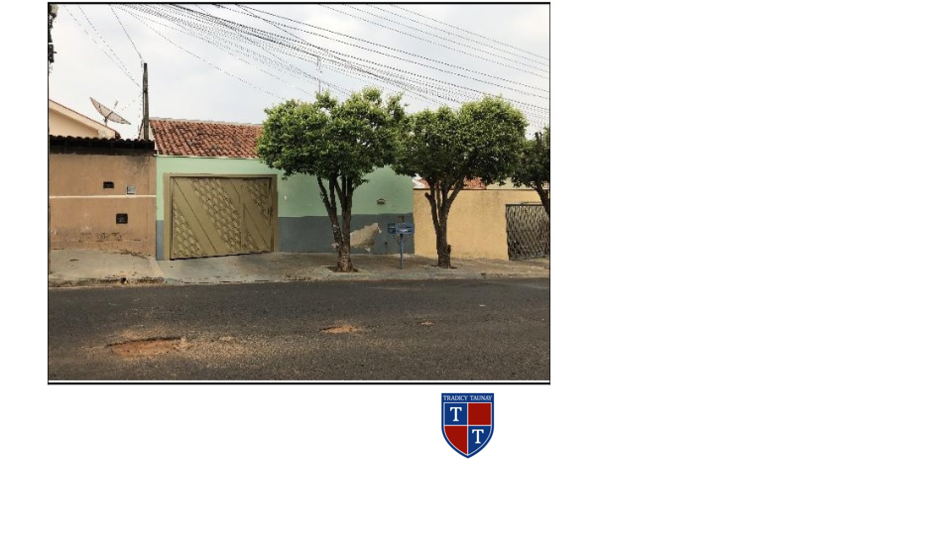 Foto 1 de CASA em VILA CARDIM - Imóvel Retomado Caixa