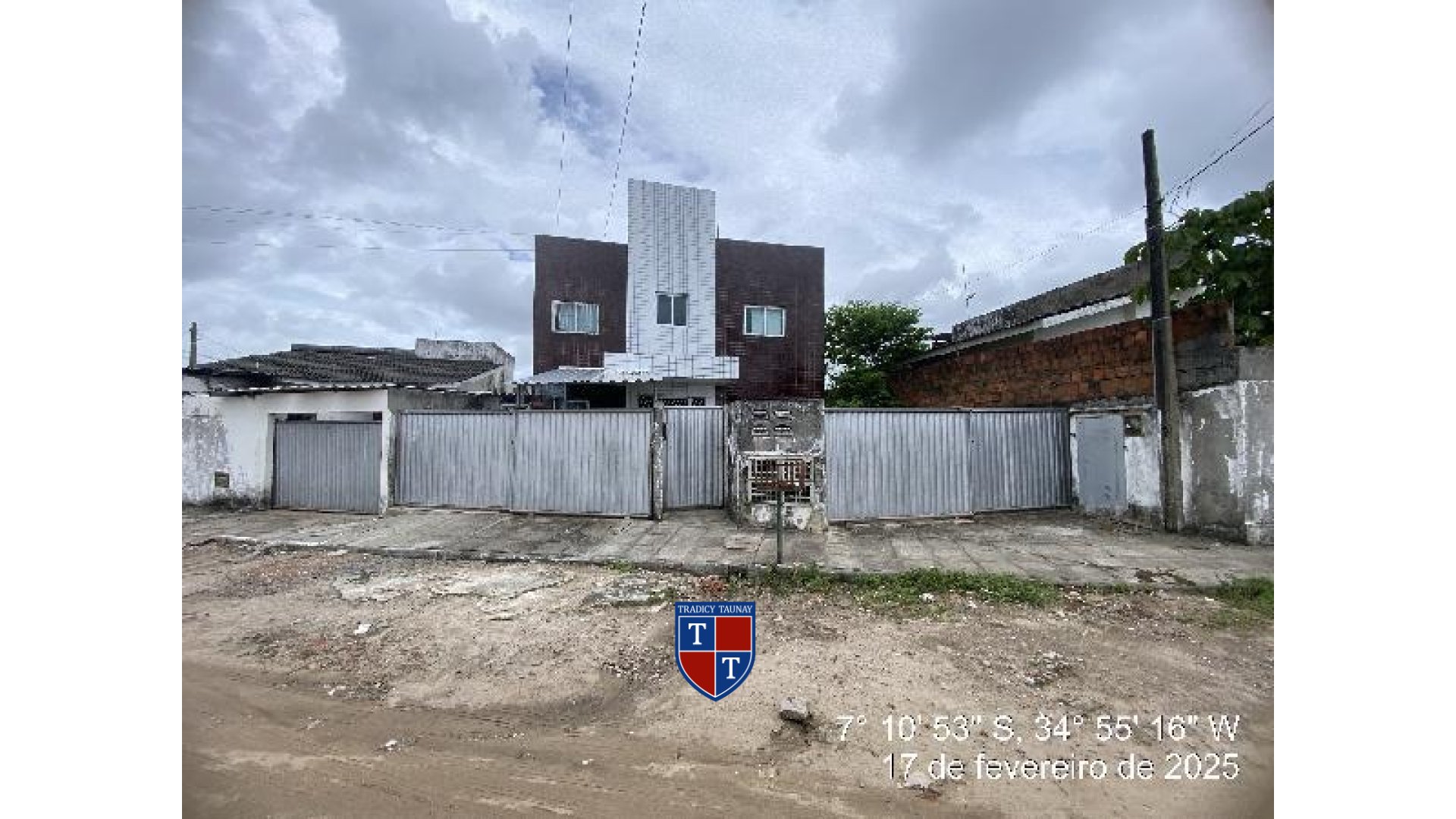 Foto 1 de APARTAMENTO em INDUSTRIAS - Imóvel Retomado Caixa