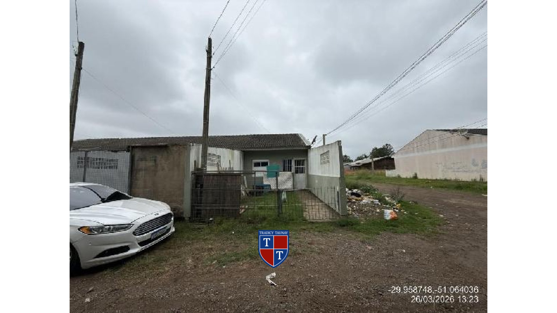 Foto 1 de CASA em NOVO MUNDO - Imóvel Retomado Caixa