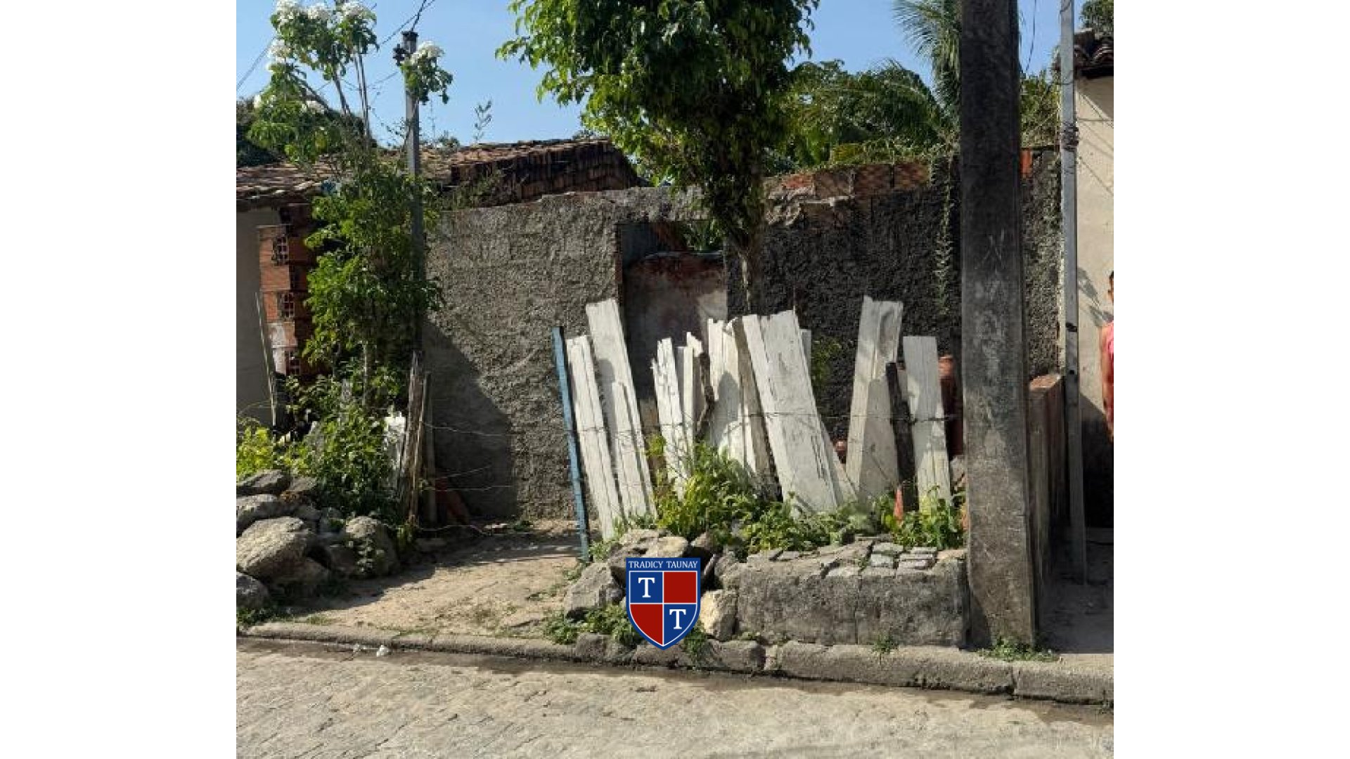 Foto 1 de CASA em COMPEXO JARDIM - Imóvel Retomado Caixa