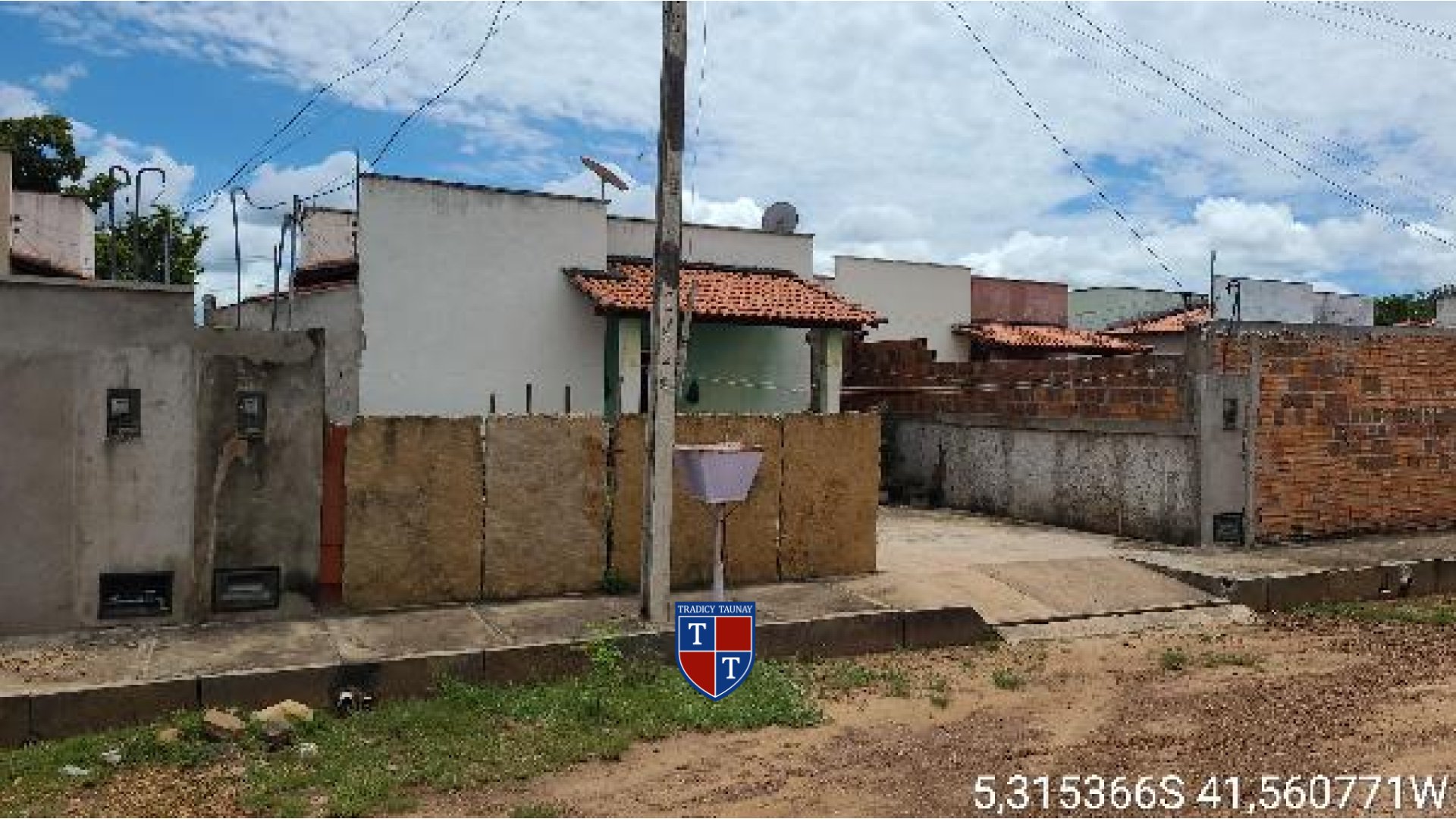 Foto 1 de CASA em CENTRO - Imóvel Retomado Caixa