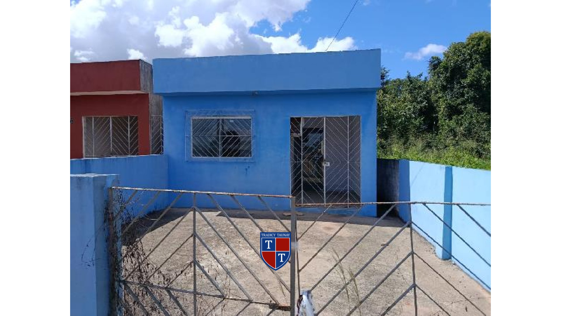 Foto 1 de CASA em LOT BOSQUE SANTANA - Imóvel Retomado Caixa