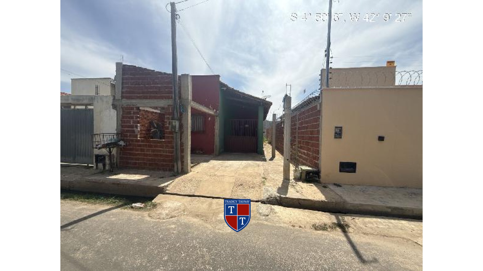 Foto 1 de CASA em SANTA CRUZ - Imóvel Retomado Caixa