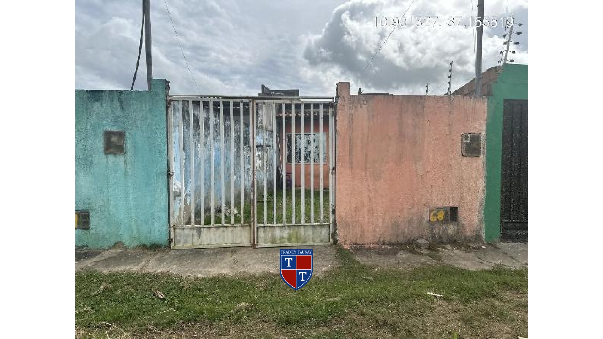 Foto 1 de CASA em COMPLEXO JARDIM - Imóvel Retomado Caixa