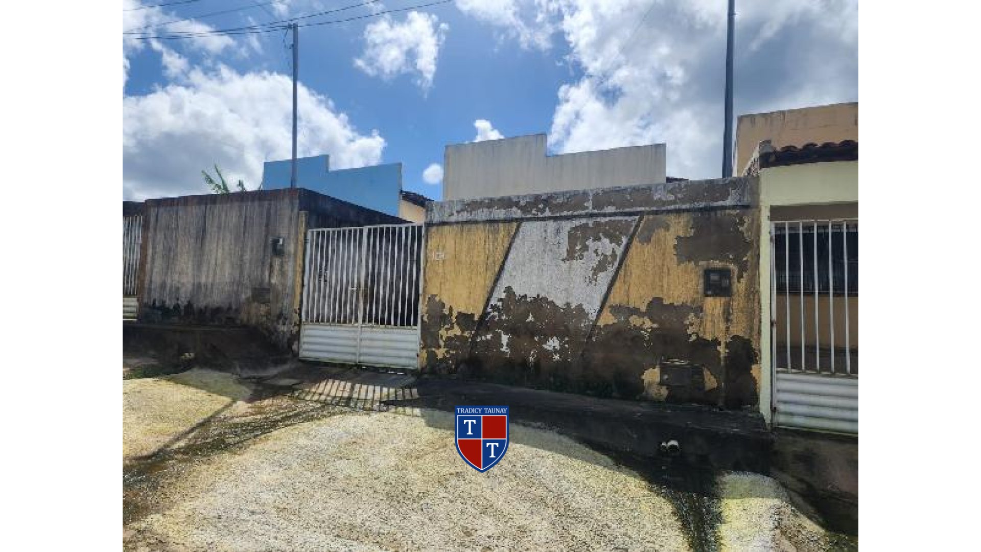 Foto 1 de CASA em LOTEAMENTO MANGUINH - Imóvel Retomado Caixa