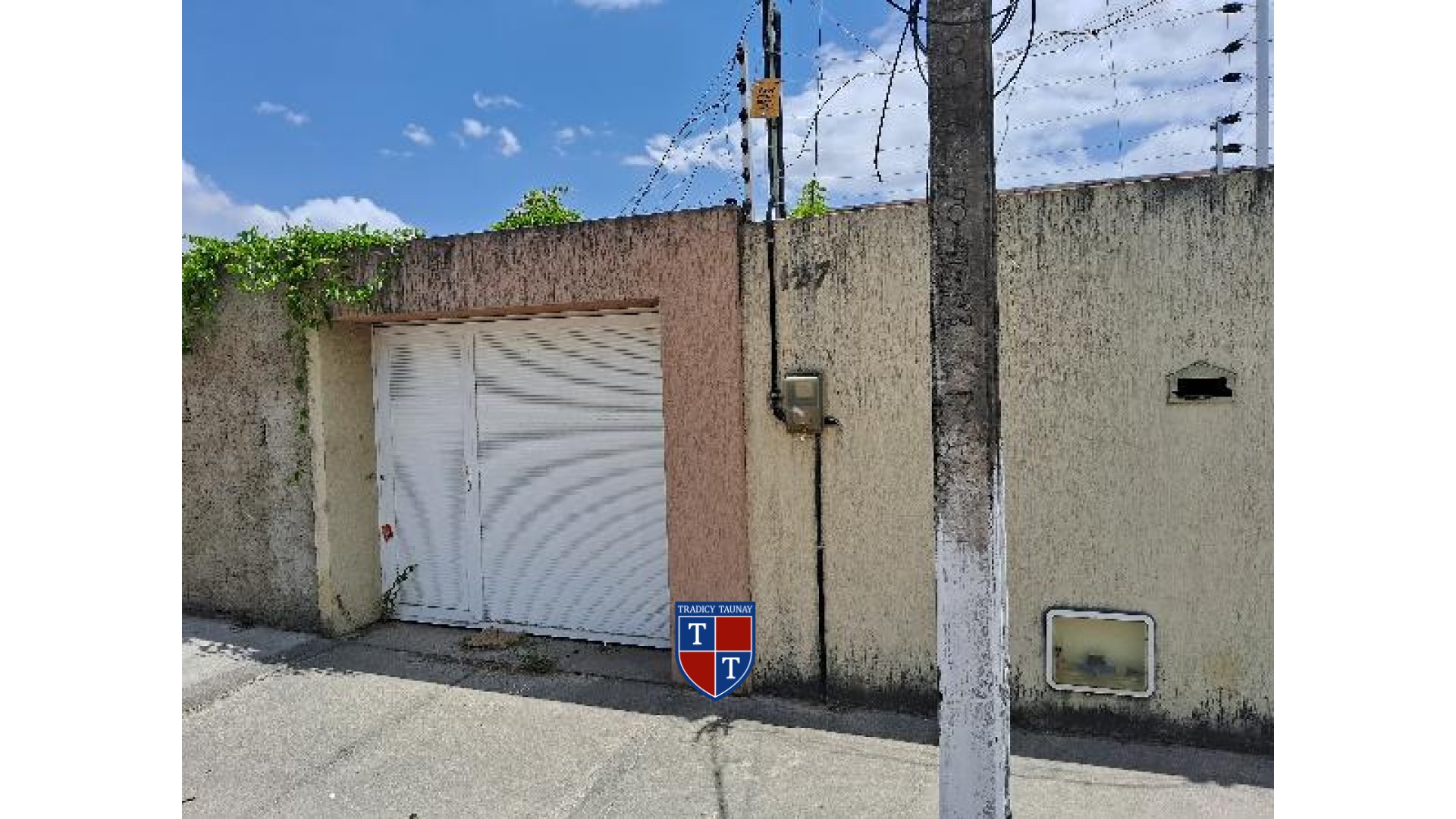 Foto 1 de CASA em PAU-SERRADO - Imóvel Retomado Caixa