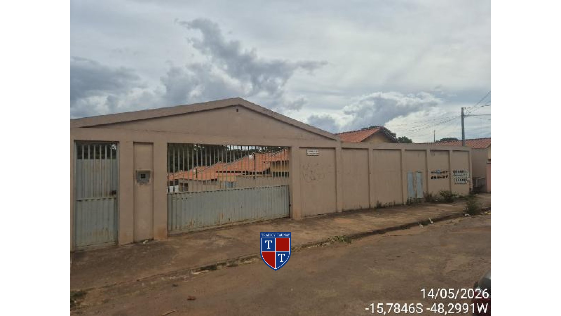 Foto 1 de CASA em JARDIM SANTA LUCIA - Imóvel Retomado Caixa