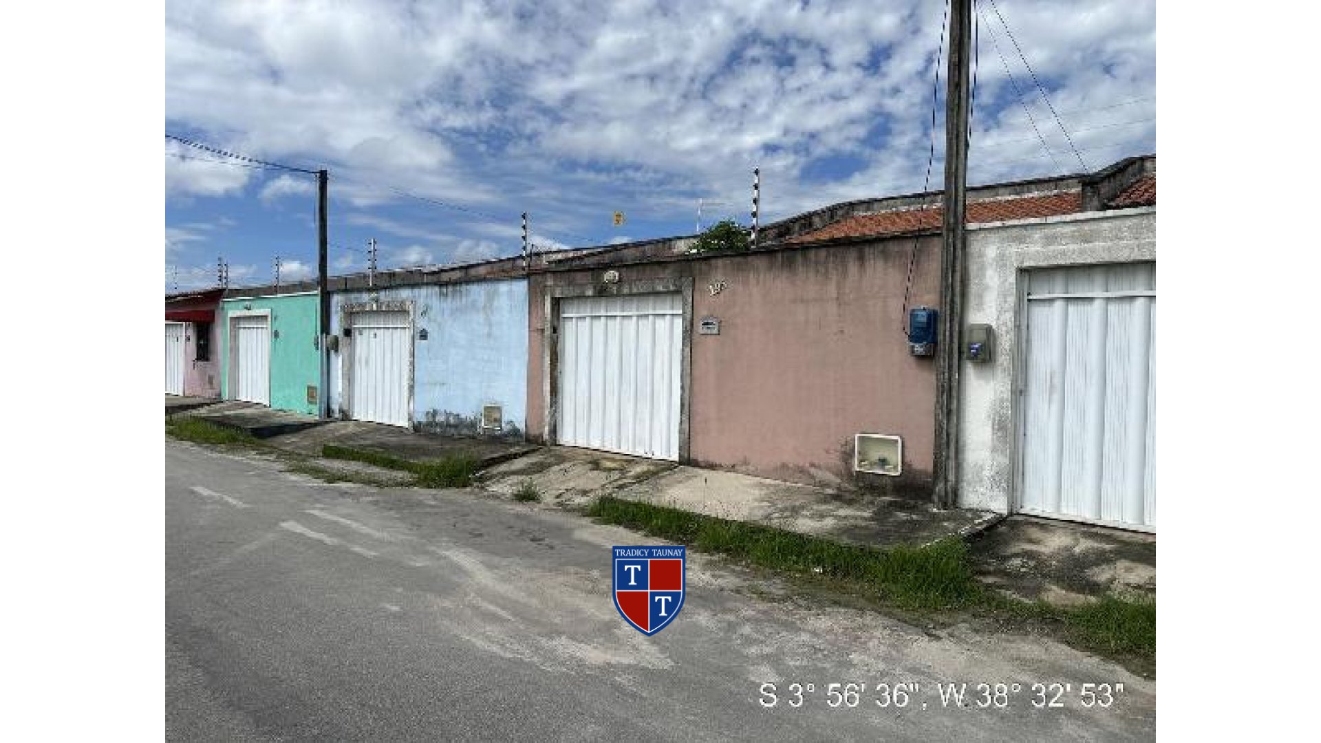 Foto 1 de CASA em CARACANGA - Imóvel Retomado Caixa