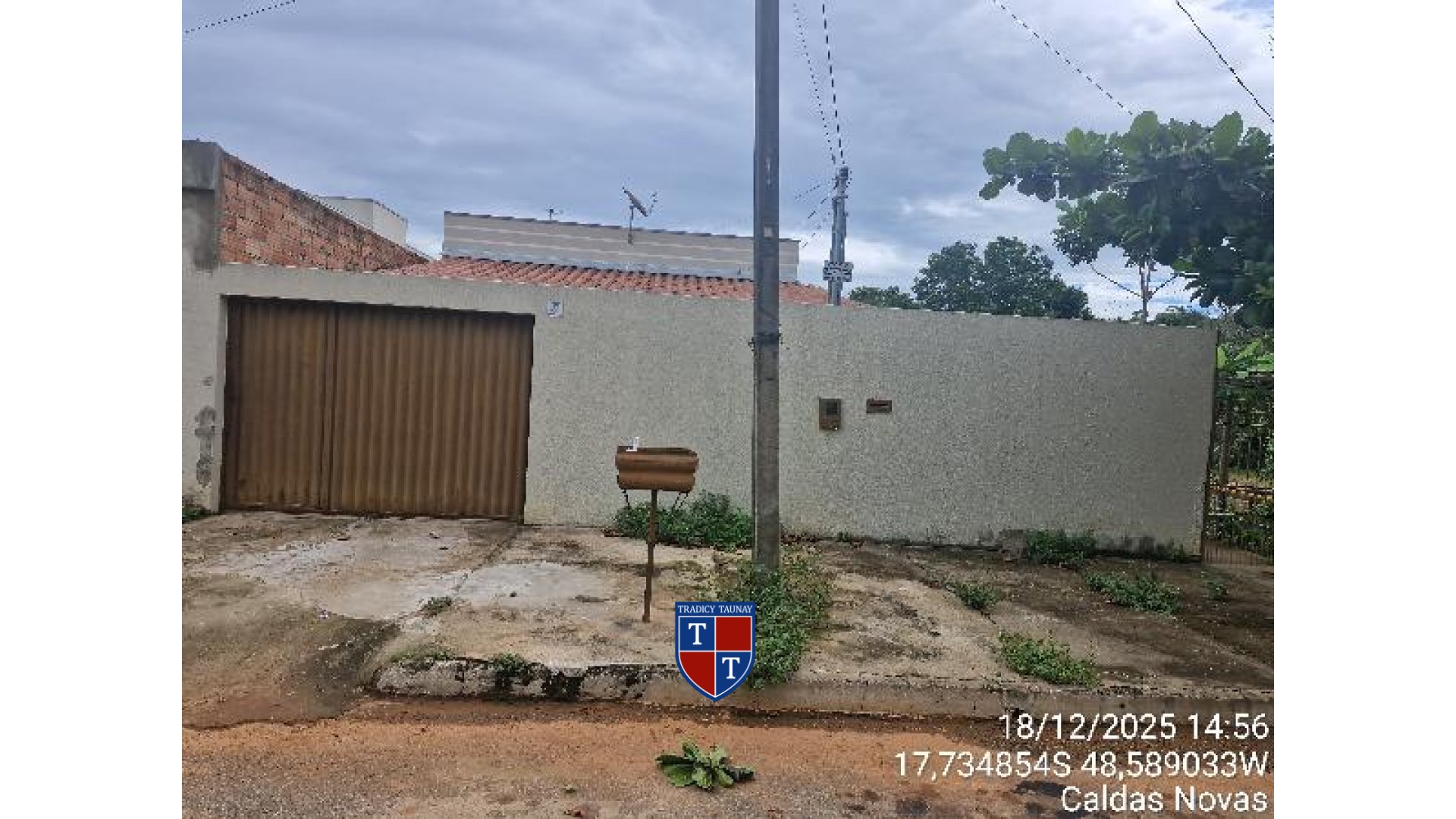 Foto 1 de CASA em JARDIM TANGARA - Imóvel Retomado Caixa