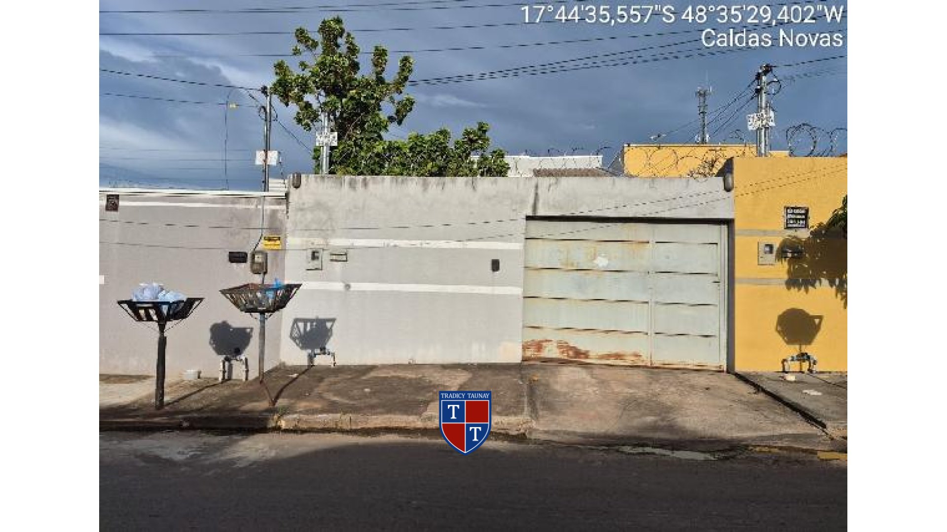 Foto 1 de CASA em PARQUE RESIDENCIAL HOLLIDAY - Imóvel Retomado Caixa