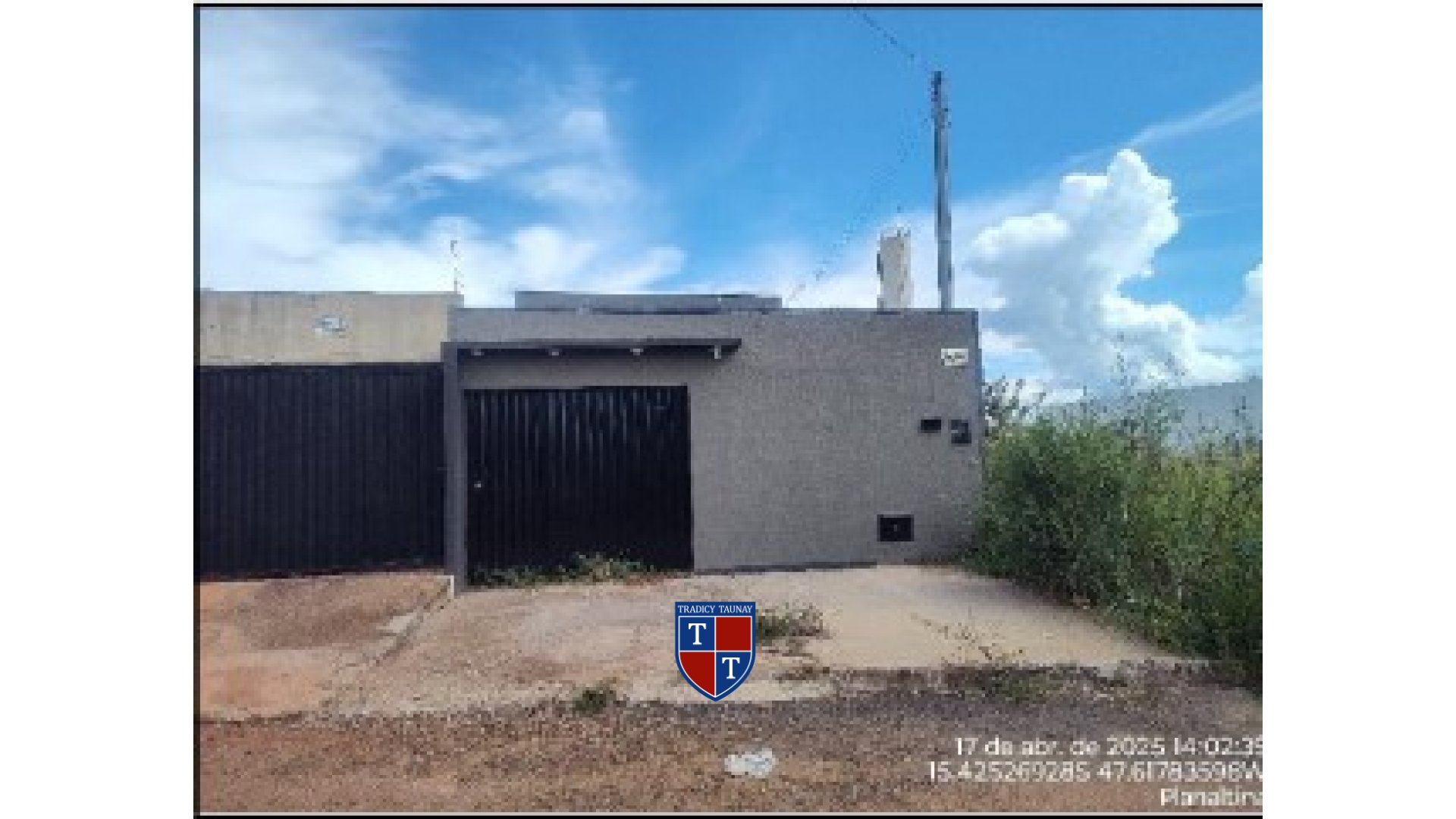 Foto 1 de CASA em SETOR AEROPORTO 1 E - Imóvel Retomado Caixa