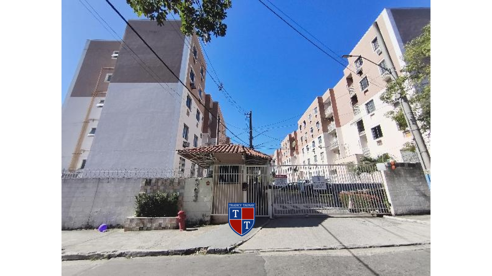 APARTAMENTO em PAVUNA