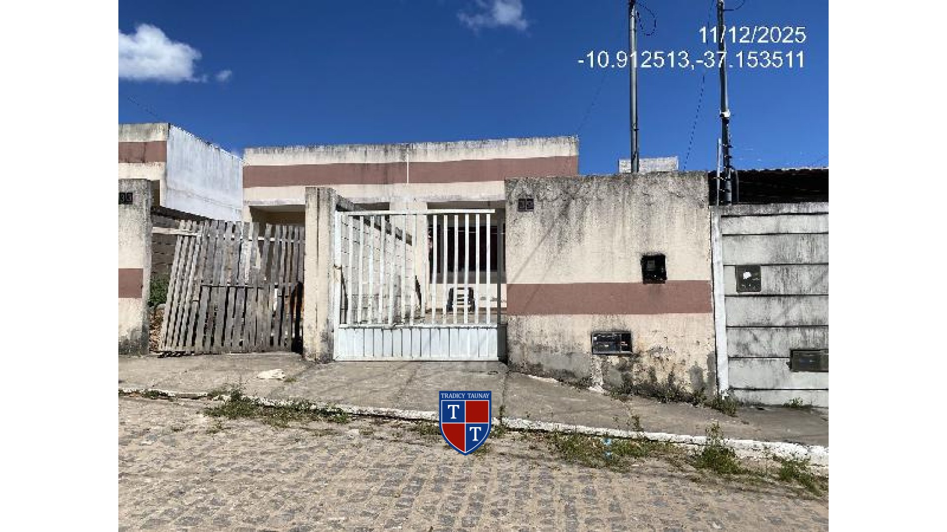 Foto 1 de CASA em PAI ANDRE - Imóvel Retomado Caixa