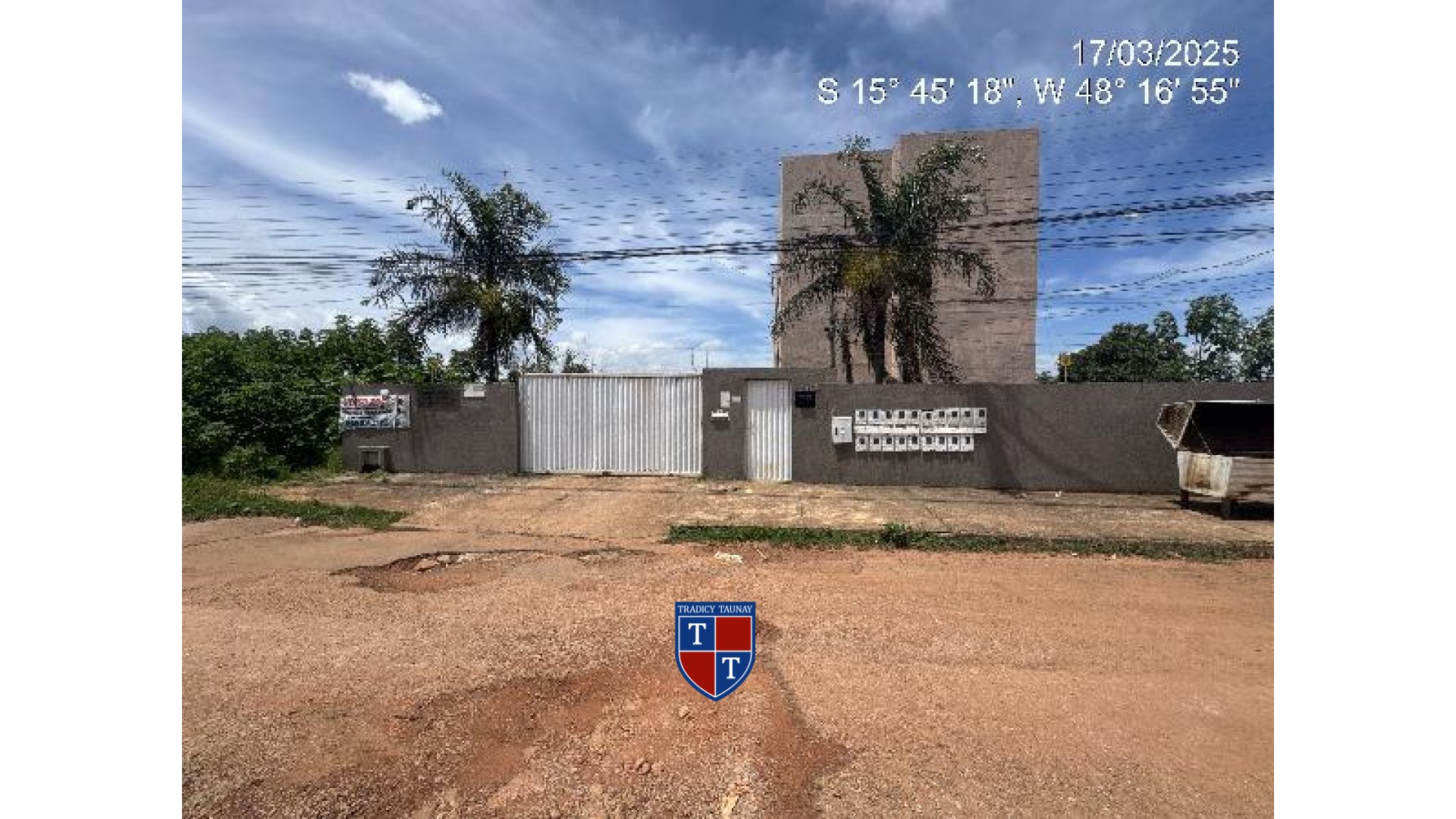 Foto 1 de APARTAMENTO em PARQUE DA BARRAGEM SETOR 12 - Imóvel Retomado Caixa