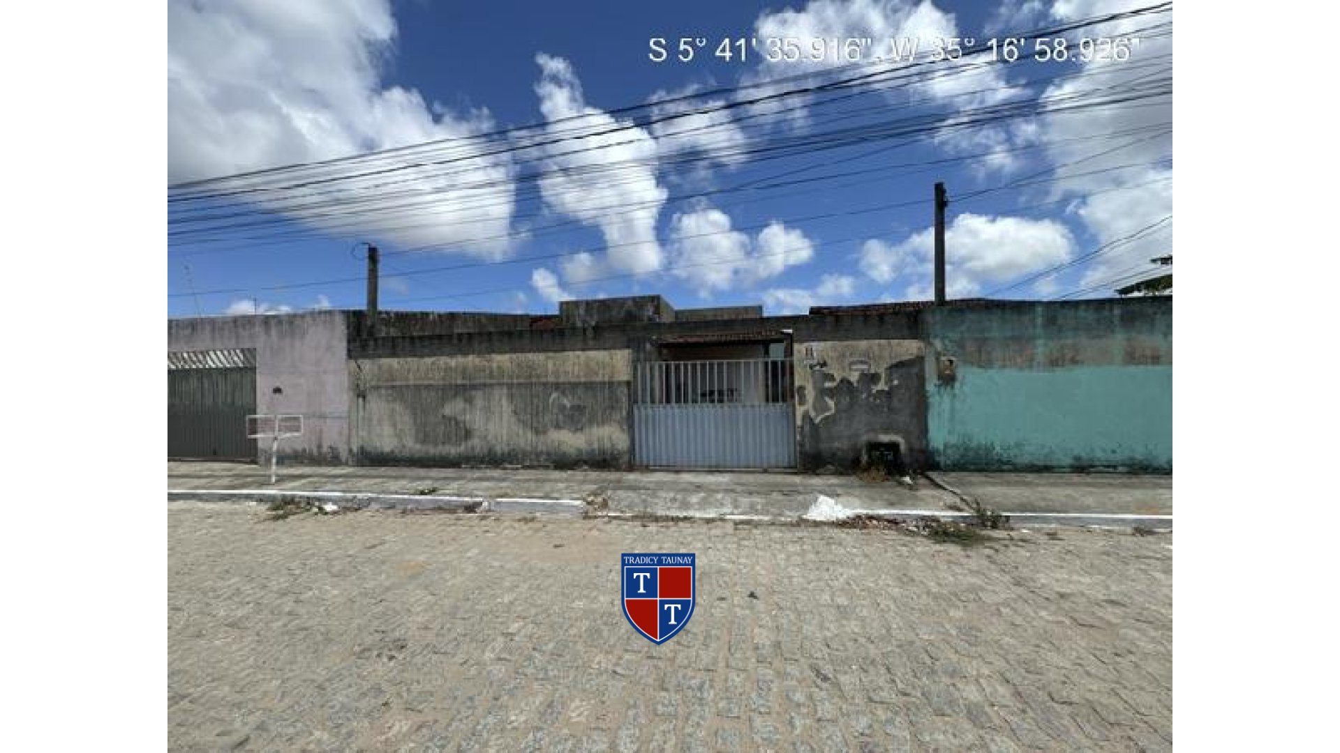Foto 1 de CASA em MOINHO - Imóvel Retomado Caixa