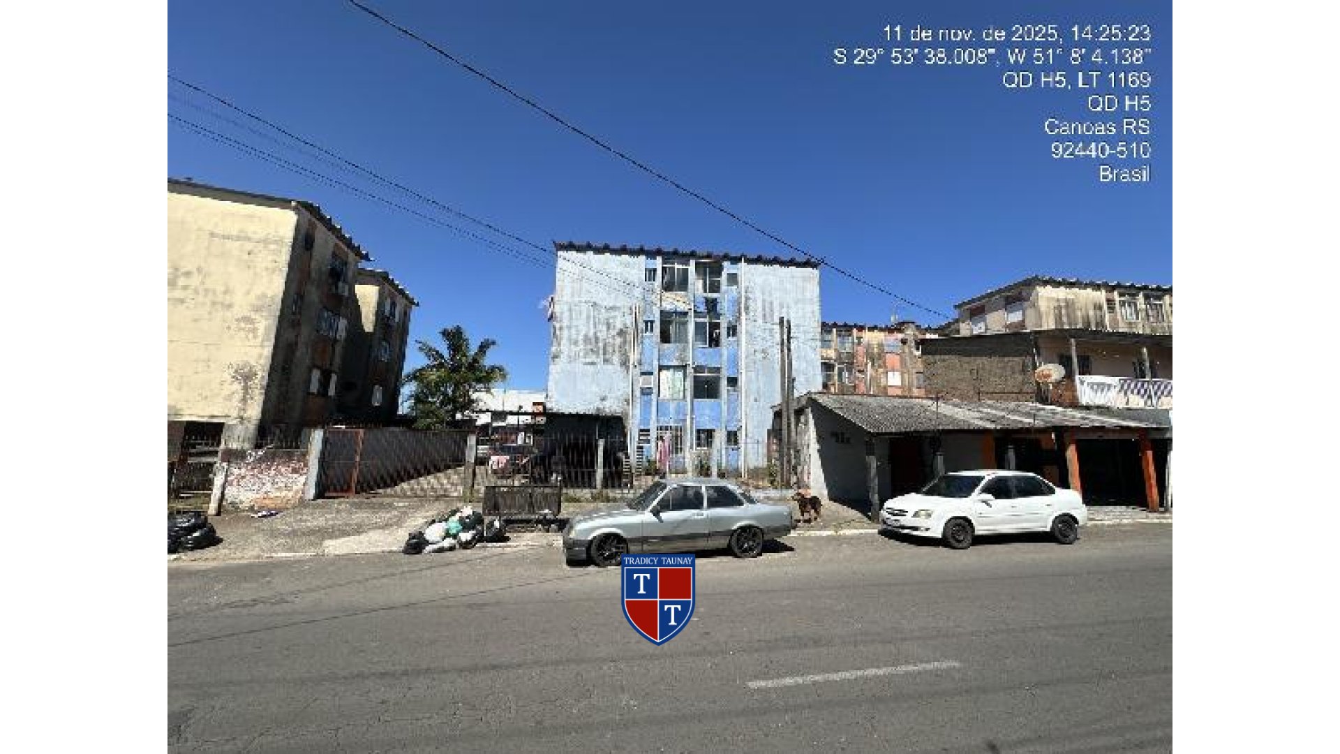 Foto 1 de APARTAMENTO em GUAJUVIRAS - Imóvel Retomado Caixa