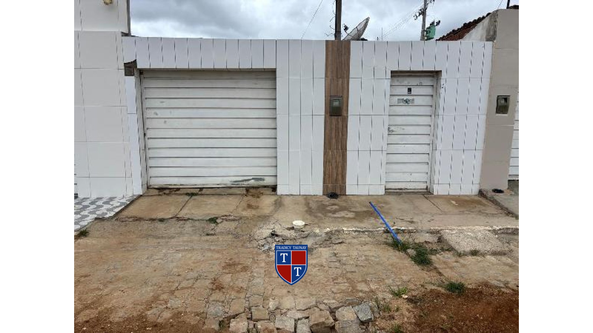 Foto 1 de CASA em LOTJOAO NEPOMUCENO - Imóvel Retomado Caixa