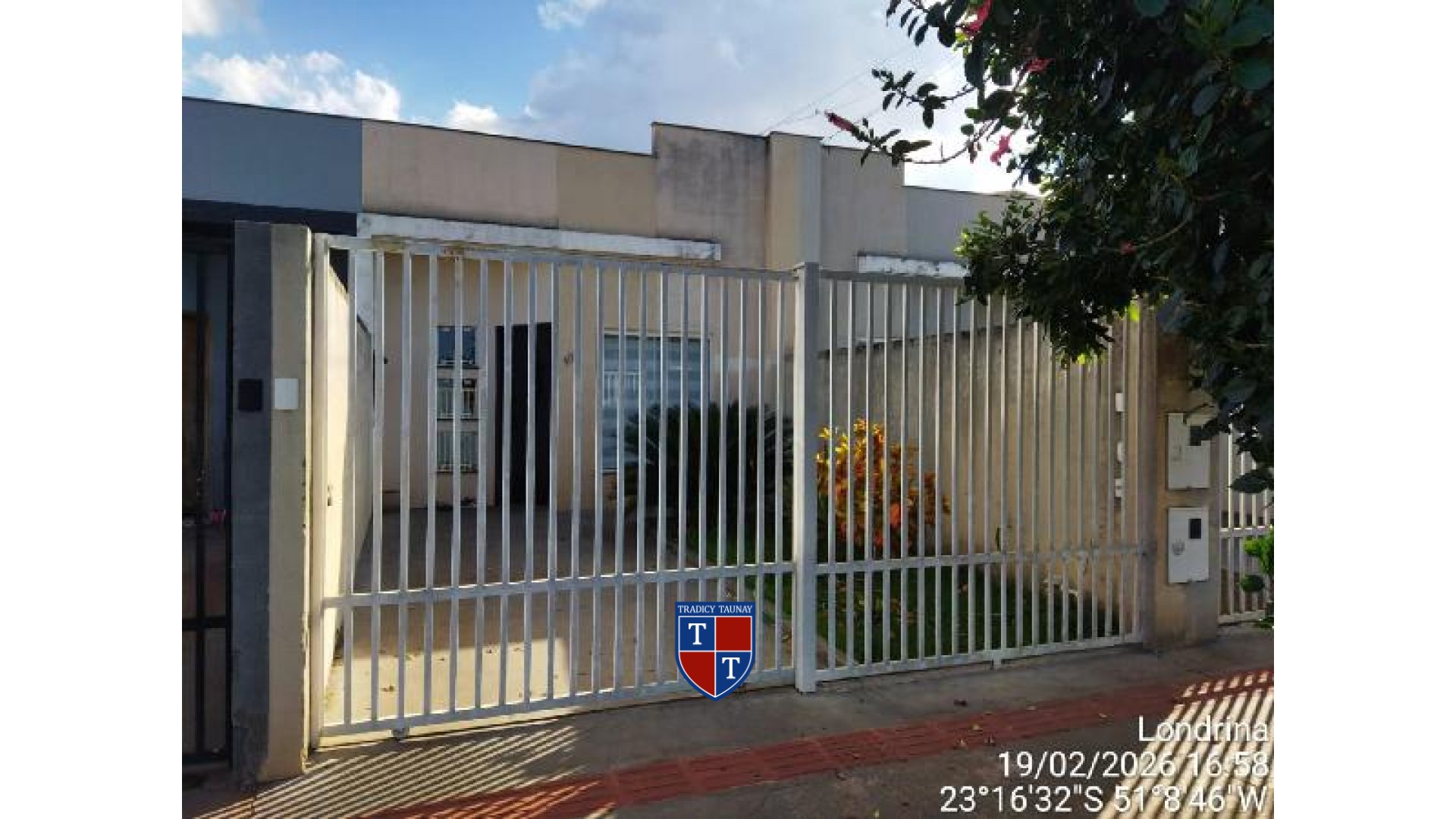 Foto 1 de CASA em JARDIM MOEMA - Imóvel Retomado Caixa