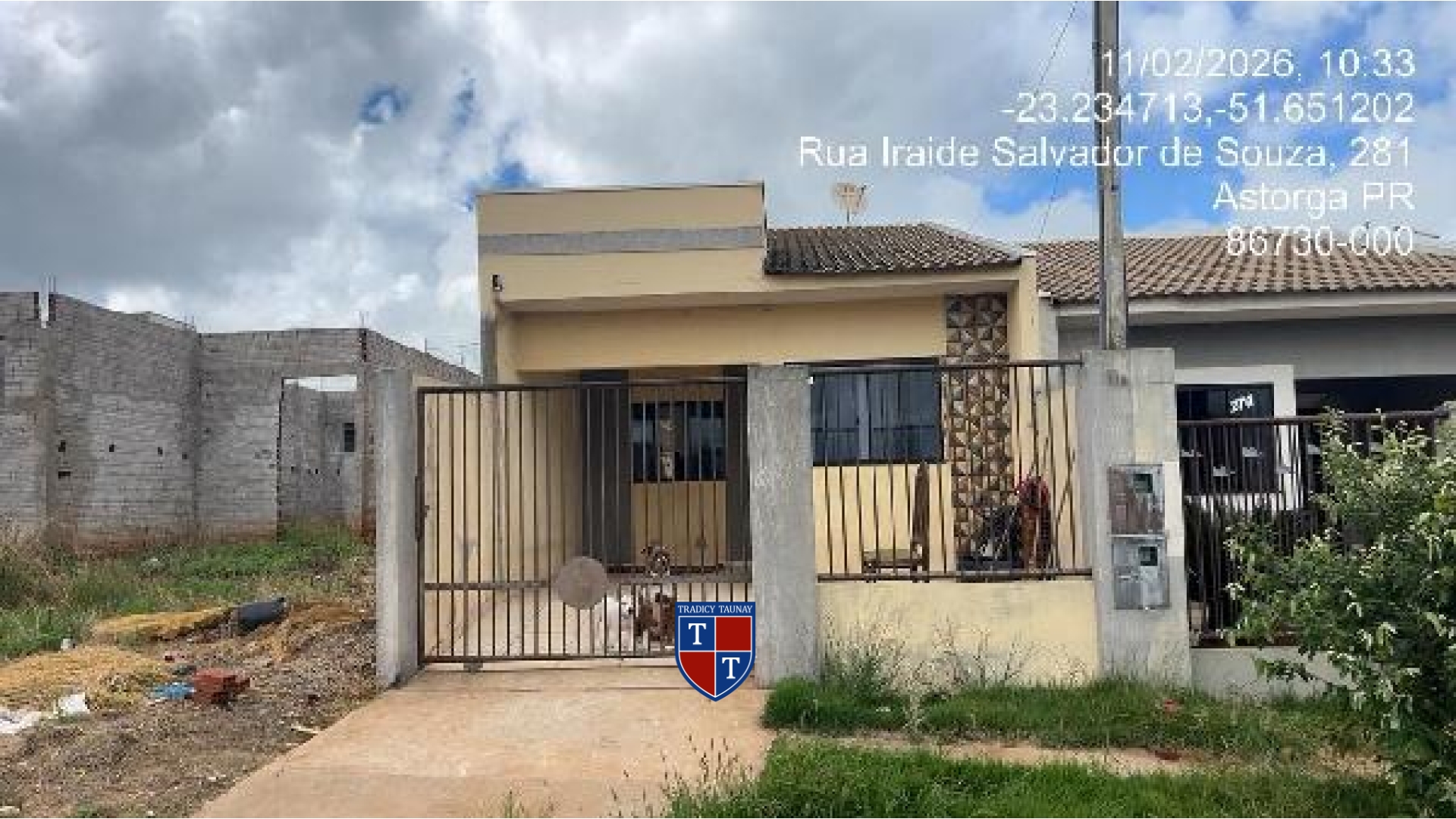CASA em JARDIM DAS TORRES II