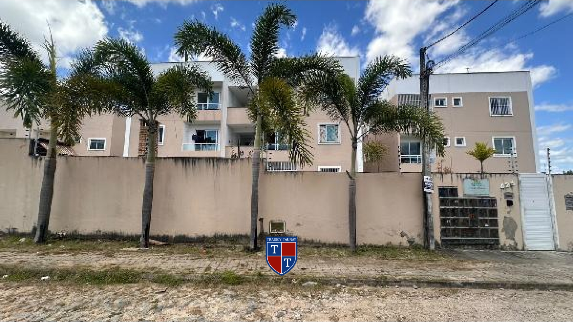 APARTAMENTO em PACHECO