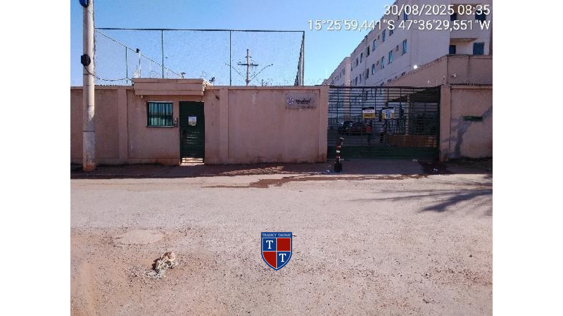 Foto 1 de APARTAMENTO em CHACARAS SANTA MARIA - Imóvel Retomado Caixa