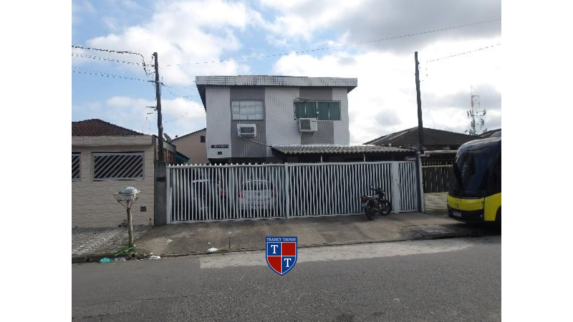 Foto 1 de CASA em PARQUE DAS BANDEIRAS - Imóvel Retomado Caixa