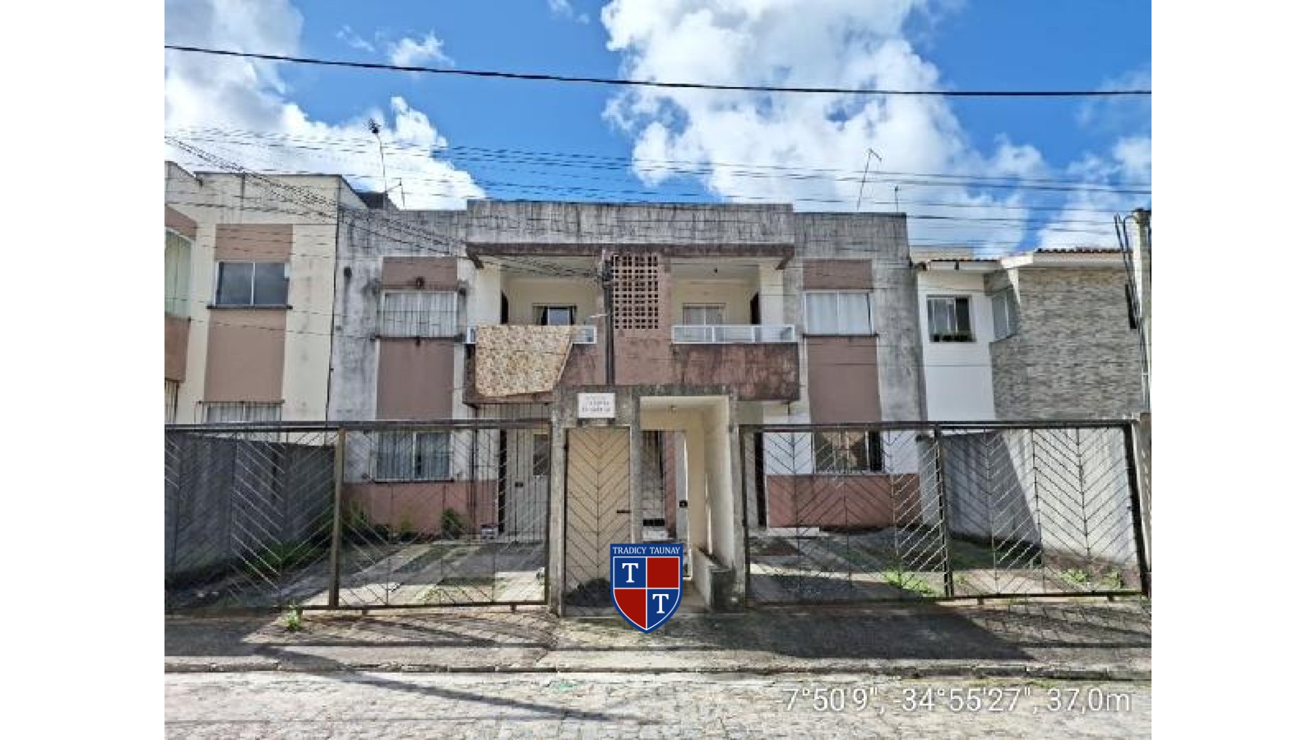 Foto 1 de APARTAMENTO em AGAMENON MAGALHAES - Imóvel Retomado Caixa