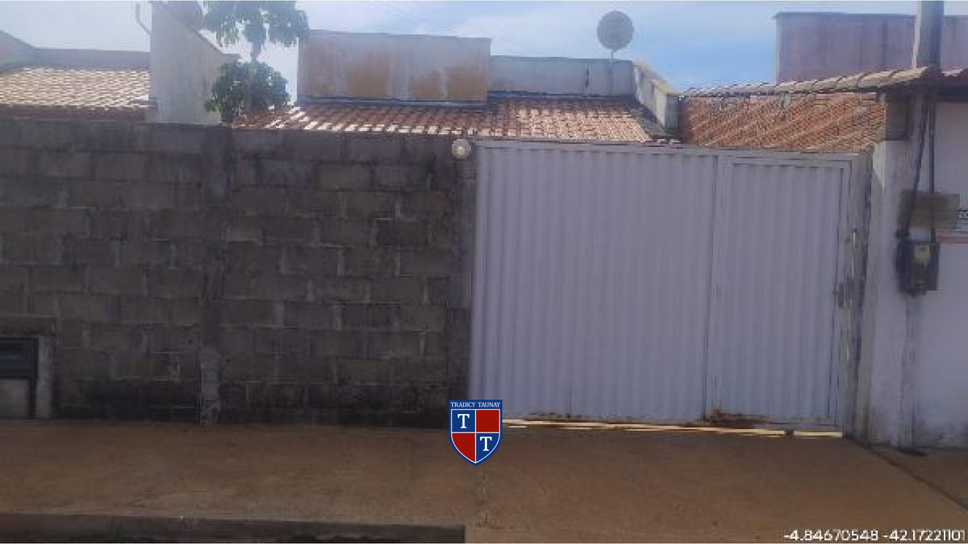 CASA em PQ DAS ESTRELAS